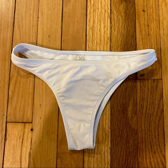 SHEIN Other - shein White bikini button size S